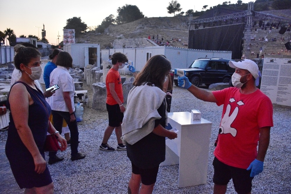 Bodrum konserleri Sertap Erener ile başladı