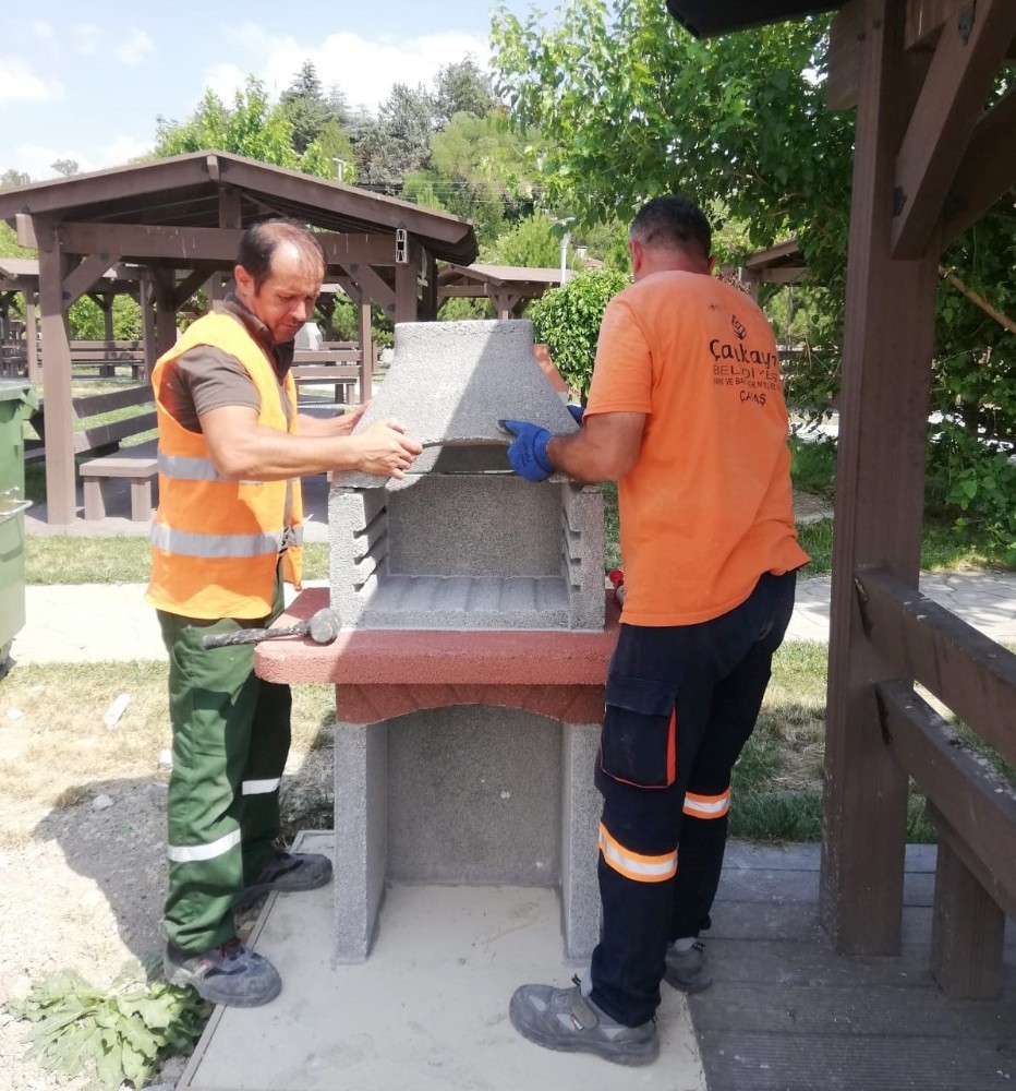 Çankaya parklarına bakım ve onarım