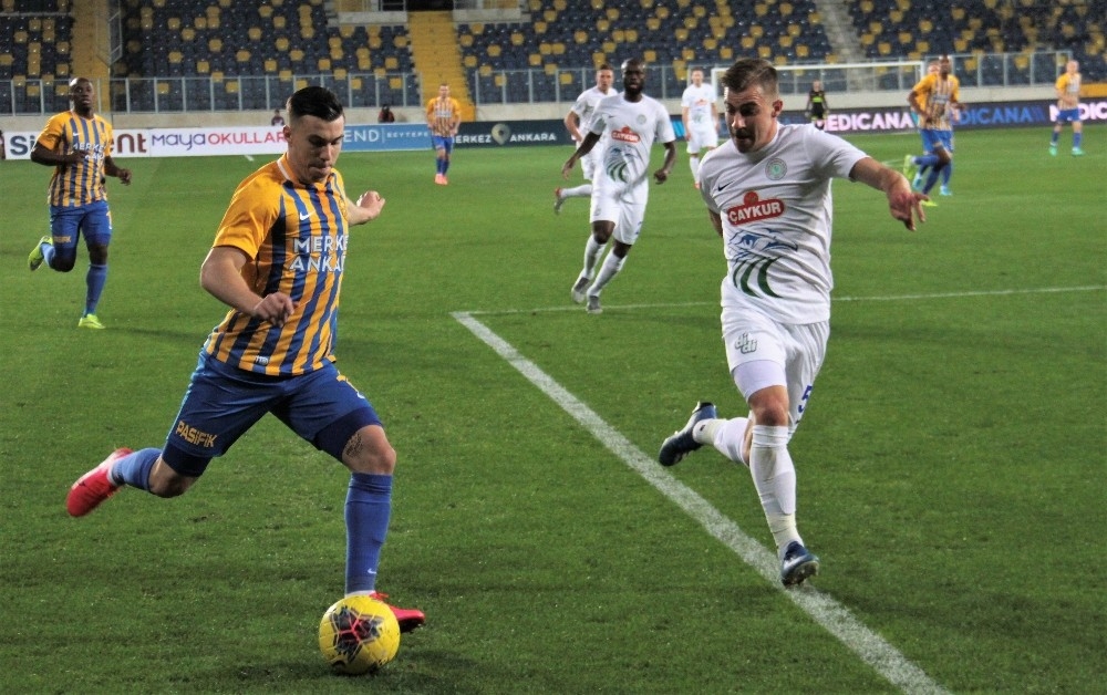 Fenerbahçe'de gözler Konrad Michalak'ta