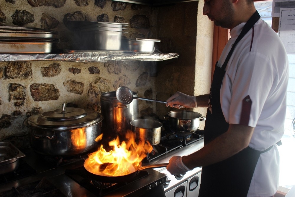 Hatay'ın eşsiz lezzeti 'Mortadella'