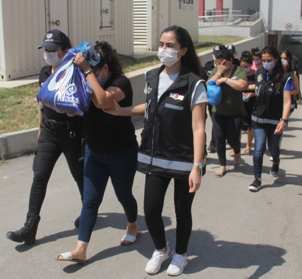 İki kuşak tefeci aileye 12 tutuklama