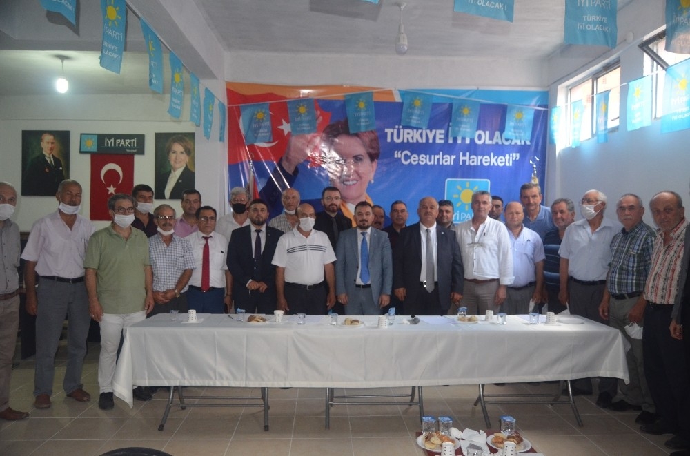 İYİ Parti Selendi'de Türk dönemi
