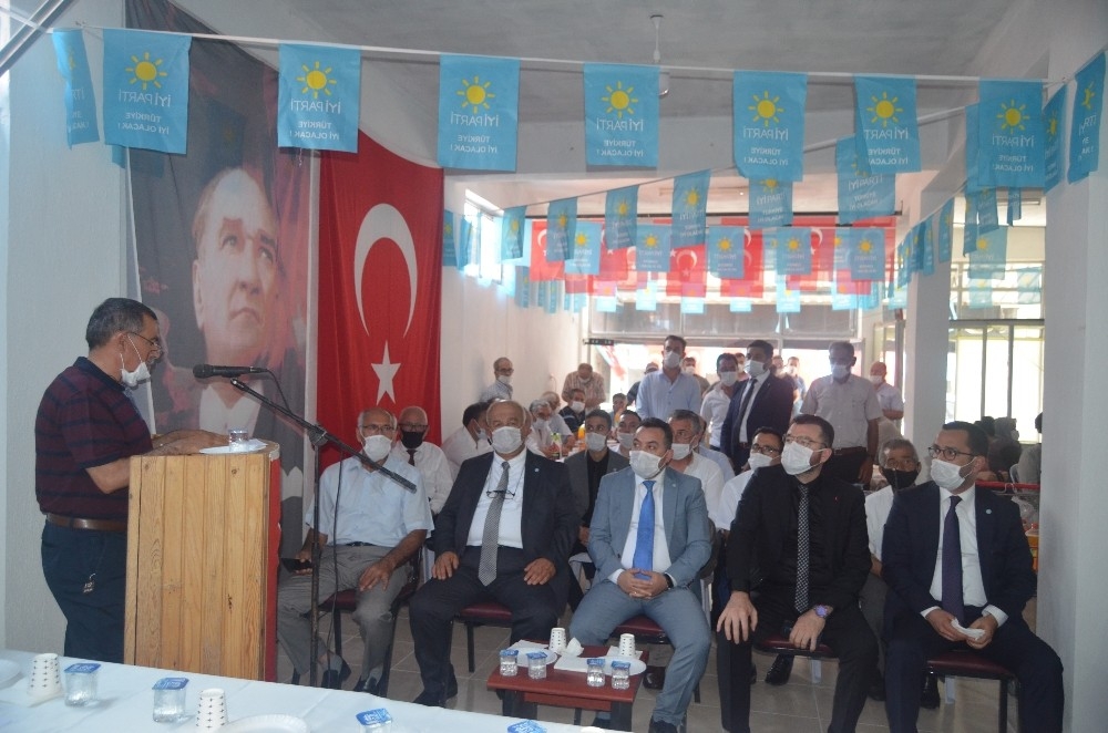 İYİ Parti Selendi'de Türk dönemi