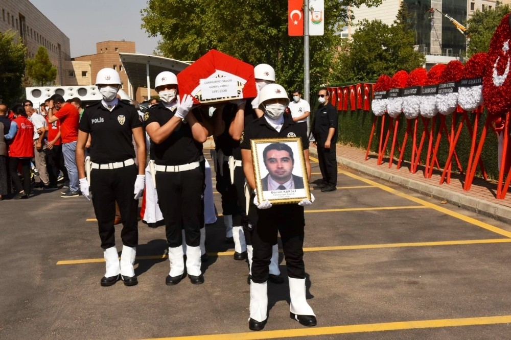 Kalp krizi sonucu ölen savcı için tören