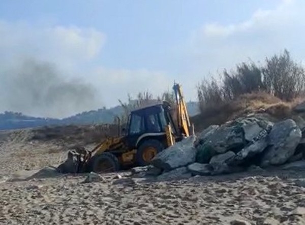 Kepçeyle caretta cinayeti