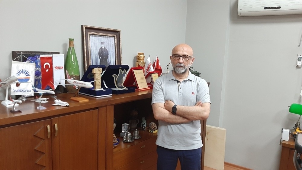 Kuşadalı turizmcilerden İngiltere'ye teşekkür, AB'ye  tepki