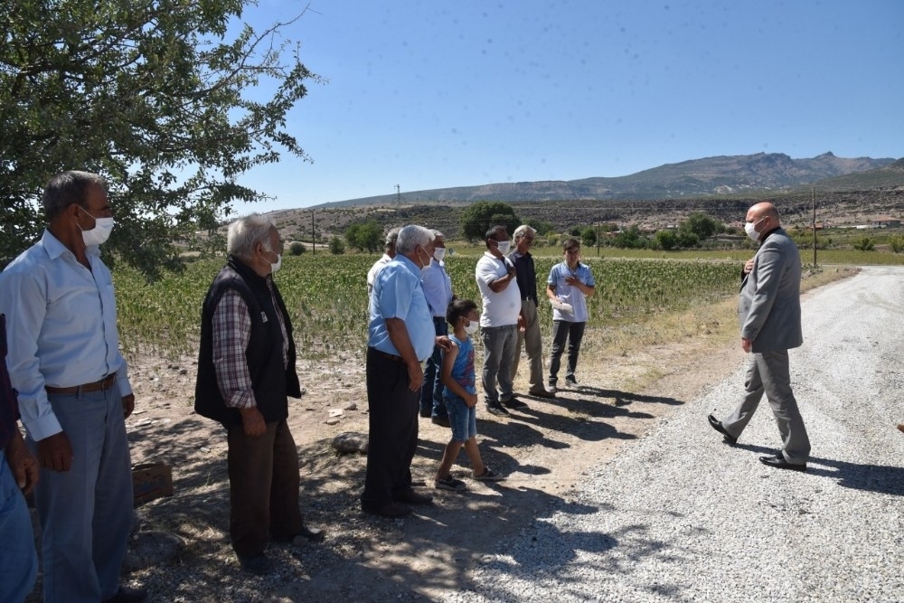 Manisa'da 5 farklı ekip 800 kilometrelik asfalt hedefi için çalışıyor