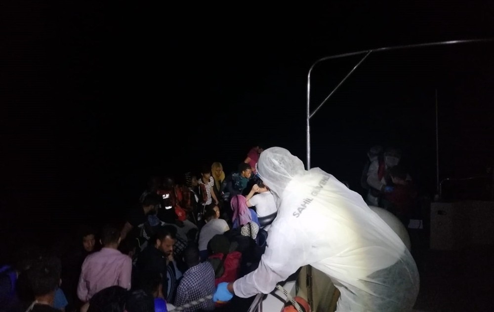 Marmaris'te 61 sığınmacı kurtarıldı