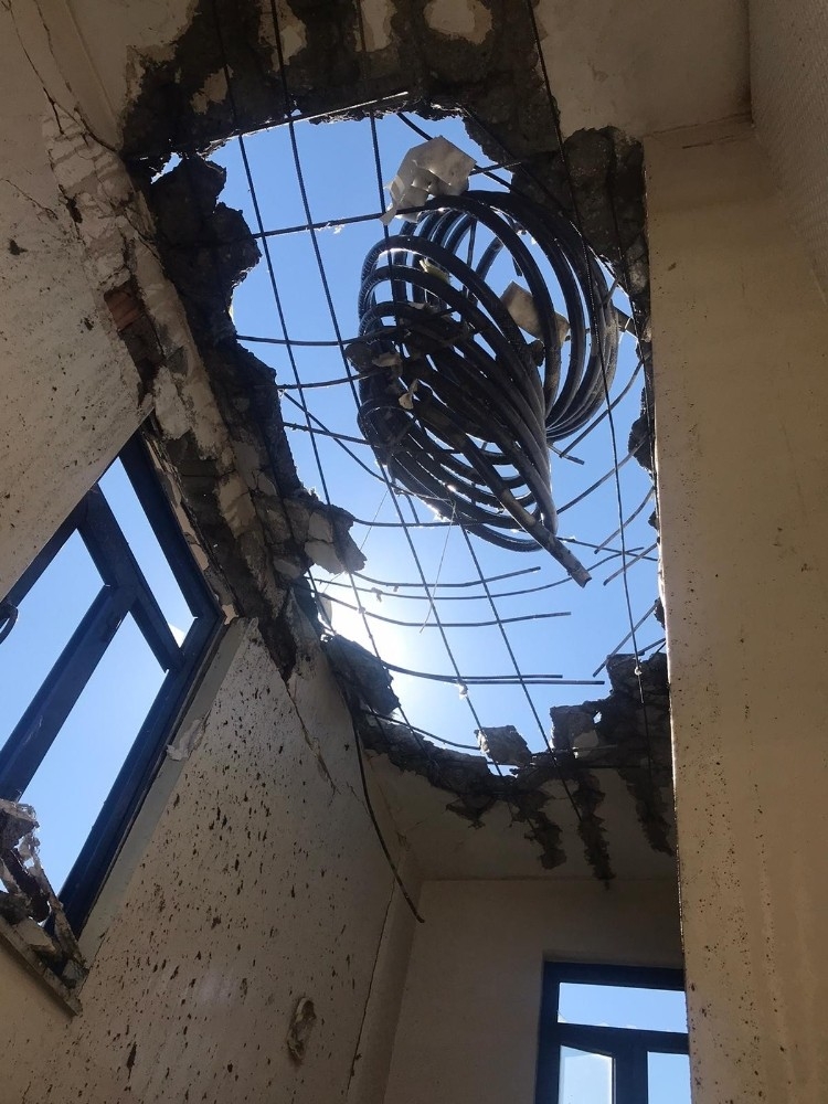 Muğla Ortaca'da Otel'de patlama: Ortalık savaş alanına döndü
