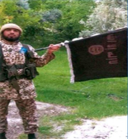 Muhabir kılığında girip DEAŞ'a istihbarat topladı