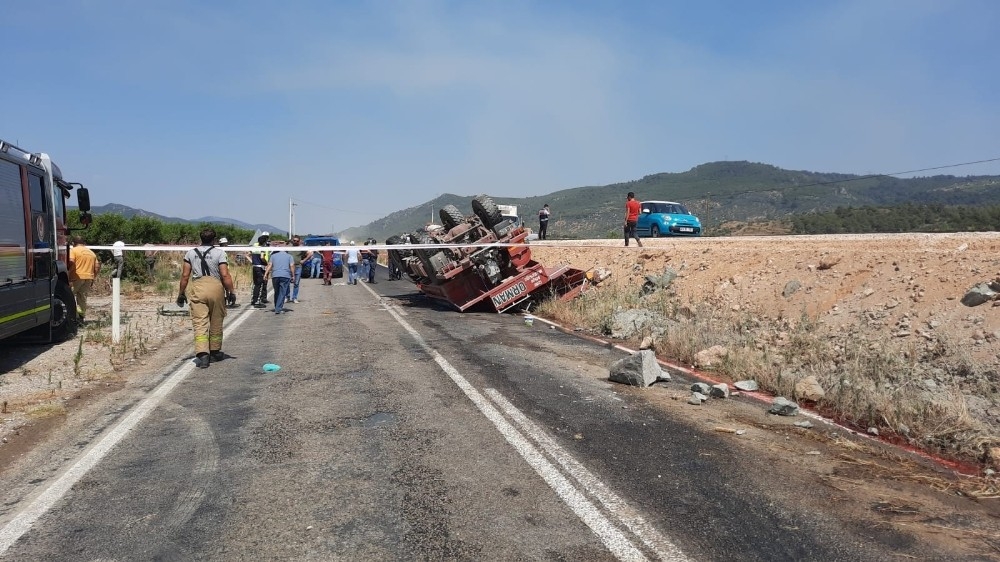 Orman yangınına giden araç kaza yaptı: 2 ölü
