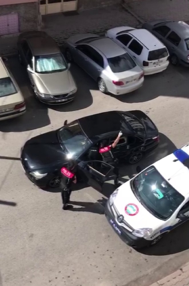 Polis havaya ateş açtı, sıcak anlar yaşandı