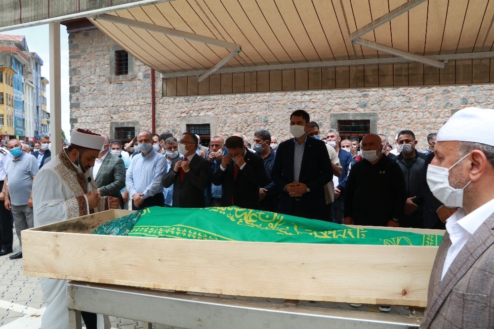 Rize'de selde ölen kadına son veda