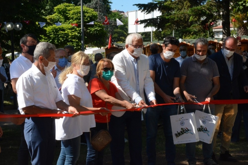 Sanat Sokağı'nda Müzisyen Lambalar