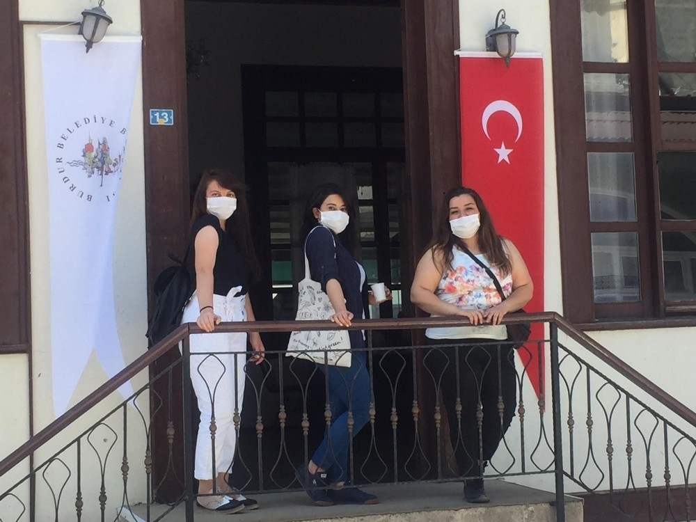 Şehir kulübü kadınlara tahsis edildi