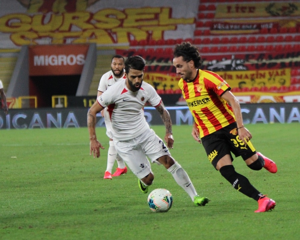 Göztepe galibiyete hasret kaldı