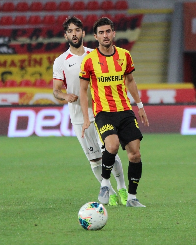 Göztepe galibiyete hasret kaldı