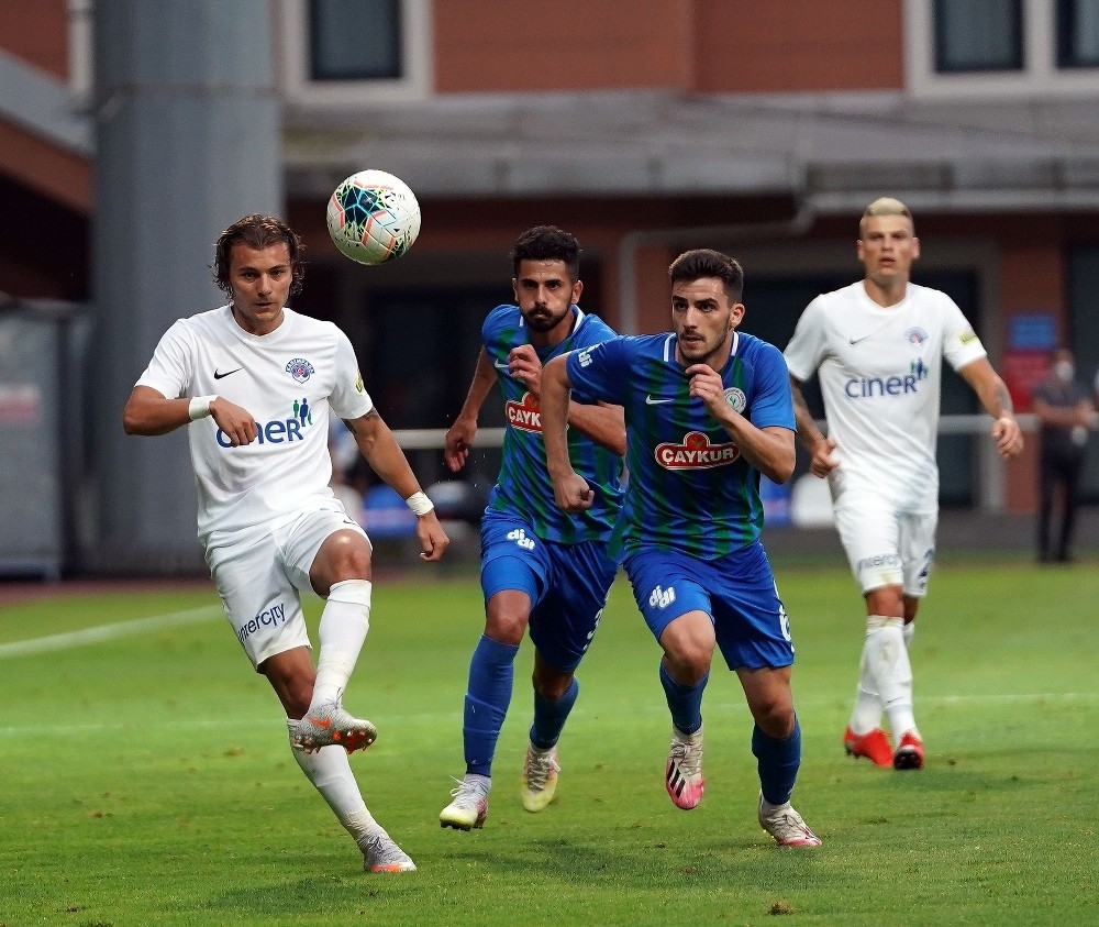 Süper Lig: Kasımpaşa: 2 - Çaykur Rizespor: 0