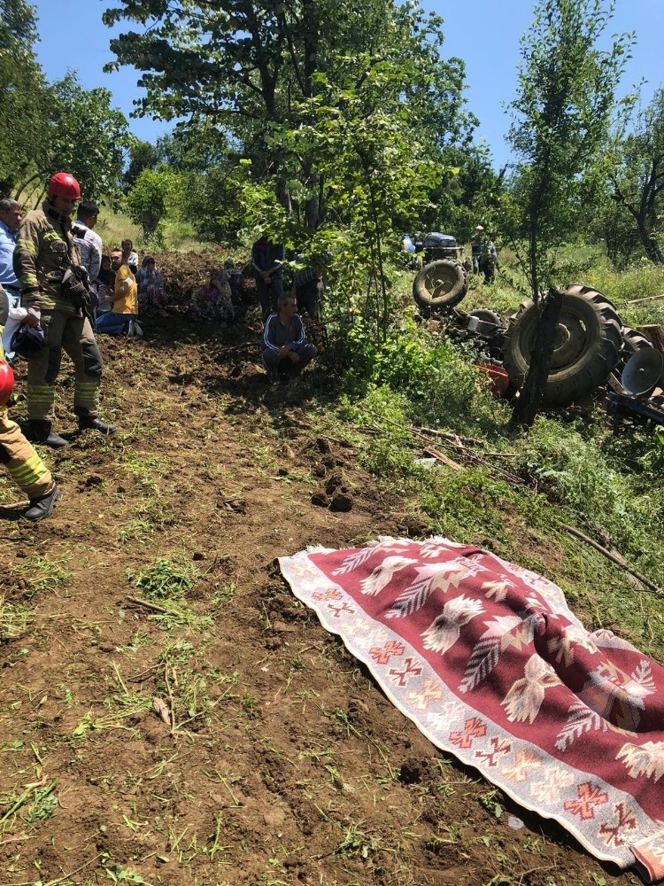 Traktörün altında can veren muhtar köylüleri yasa boğdu