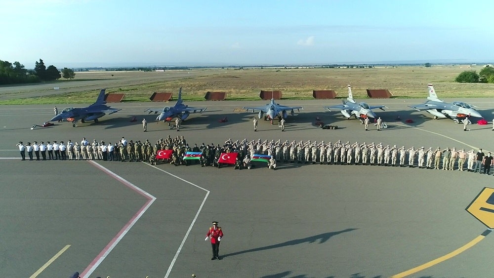 Türk F-16'ları "TurAz Kartalı 2020" için Azerbaycan'da