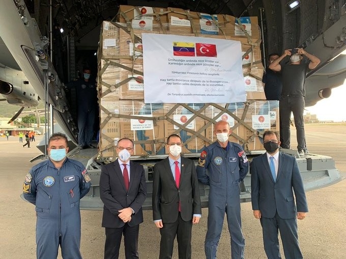 Türkiye'nin gönderdiği tıbbi yardımlar Venezuella'ya ulaştı