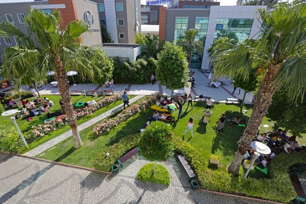 Yaşar Üniversitesi yeni akademik yıla hazır