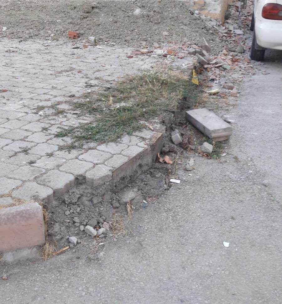 Zabıta ekiplerine saldırı: 2 yaralı