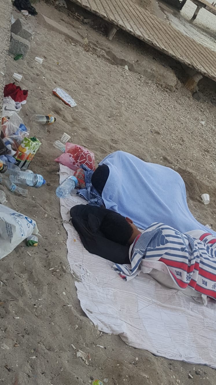 Foça'da rezilliğin bini bir para!