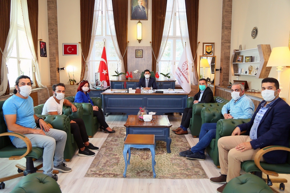 Sağlık Müdürü'ne sendikalardan teşekkür