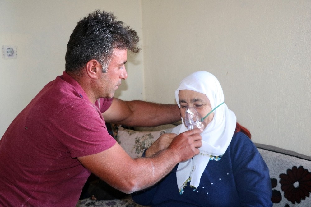 Aldığı her nefes otomobil aküsüne bağlı