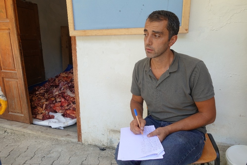 Artvin Yanıklı köyünde 300 yıllık kurban geleneği yaşatılıyor