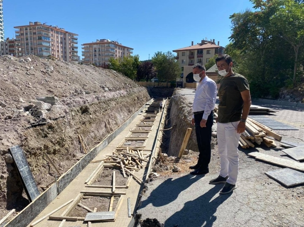 Başkan Çetin makamda değil sahada