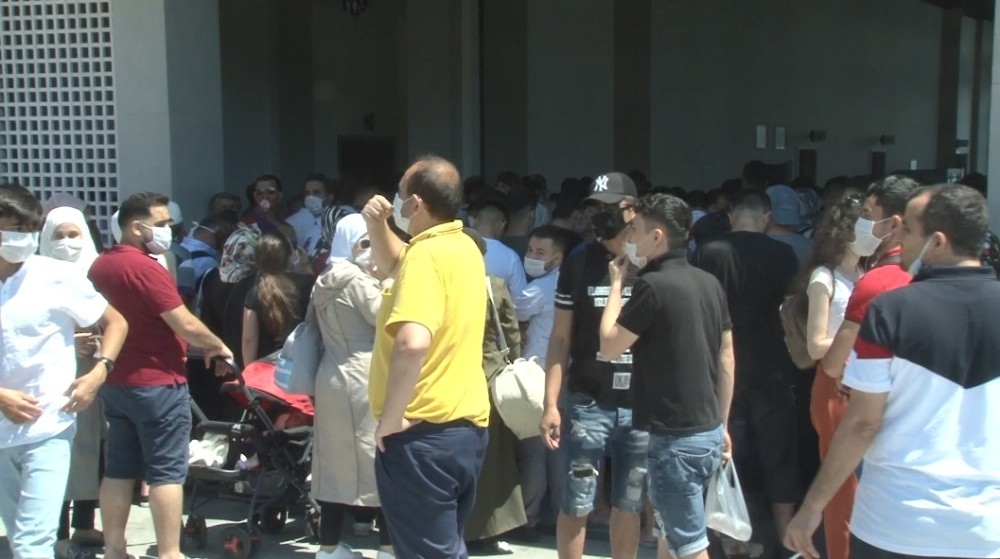 Bu bayram Adalar'a hücum var