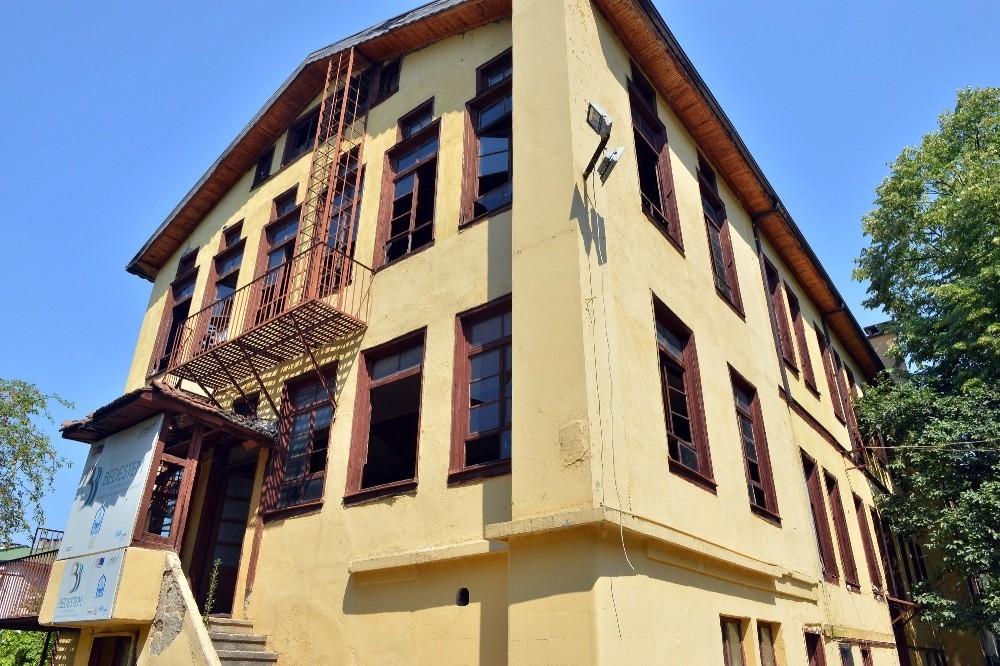Bursa'nın ilk ipek fabrikası yeniden hayat buluyor