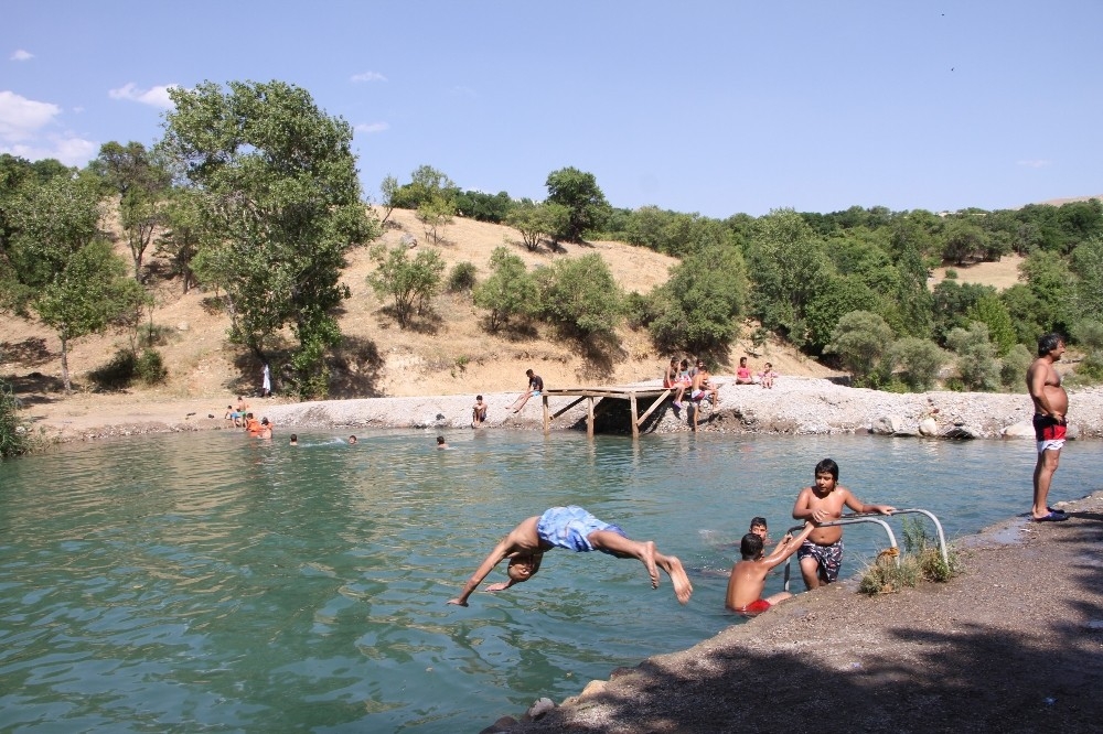 Çemişgezek plajı
