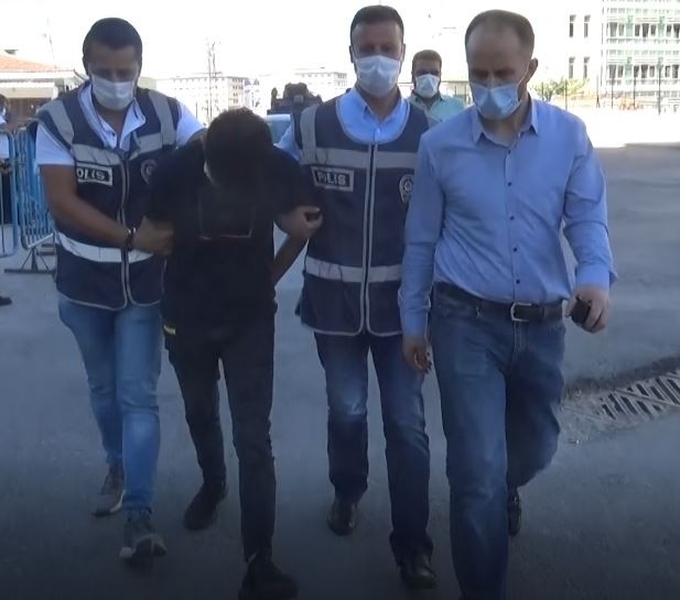 Duygu balkondan mı atıldı?