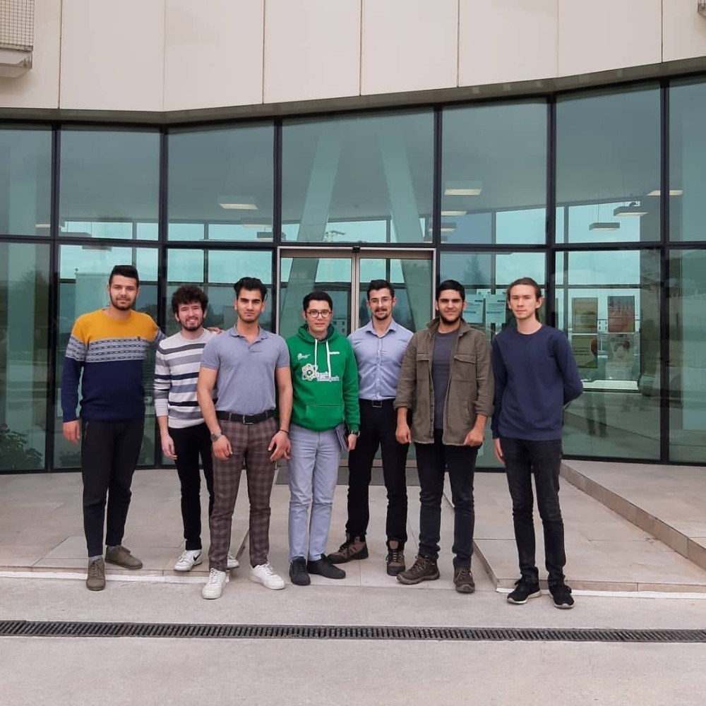 Gençlerden 'insansız su altı aracı' projesi