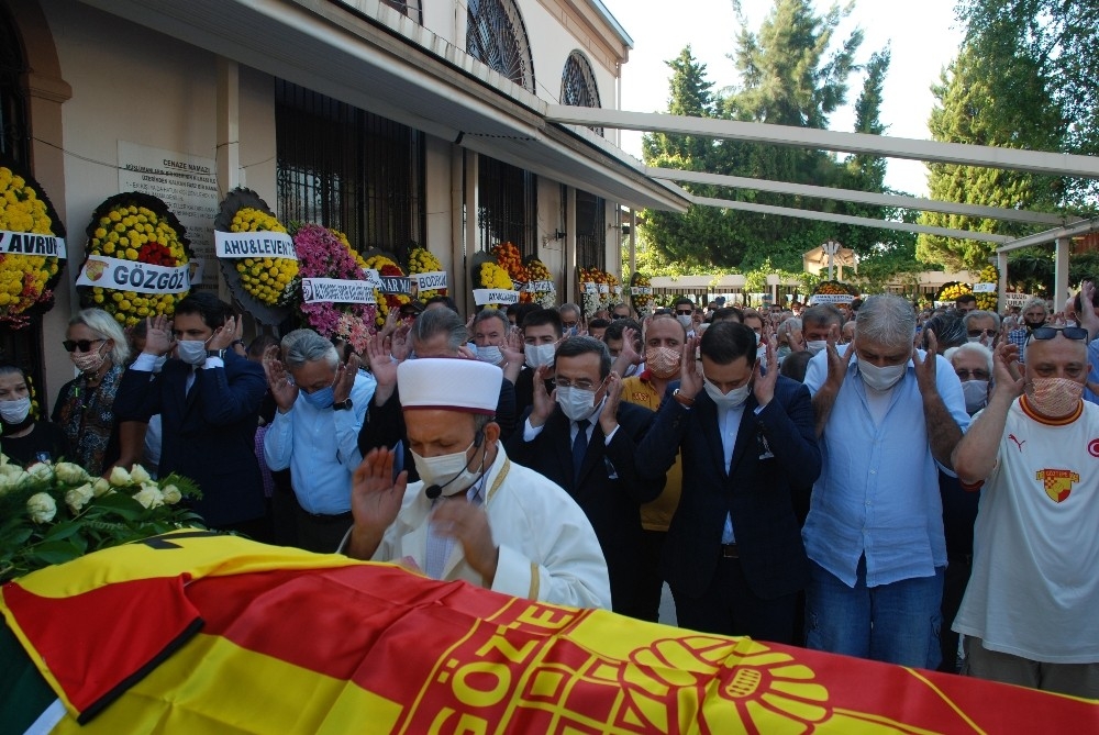 Göztepe'nin 'Bombacı'sı son yolculuğuna uğurlandı