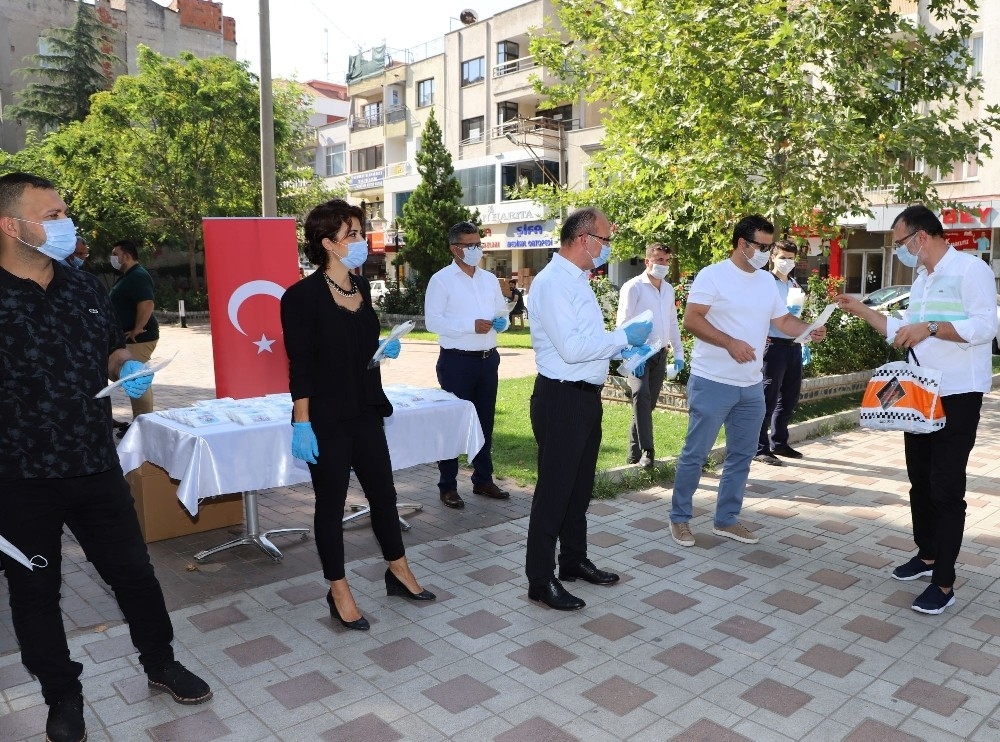 İlçedeki virüs artışı başkanı harekete geçirdi