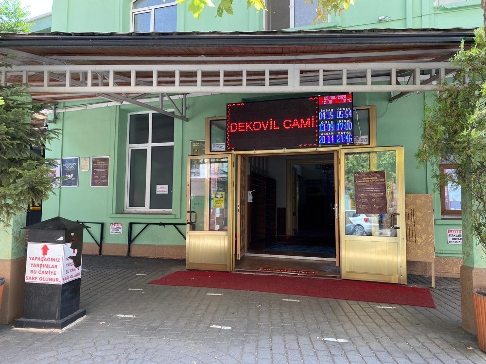 İmam Korona virüse yakalanınca cami 2 gün ibadete kapalı kaldı