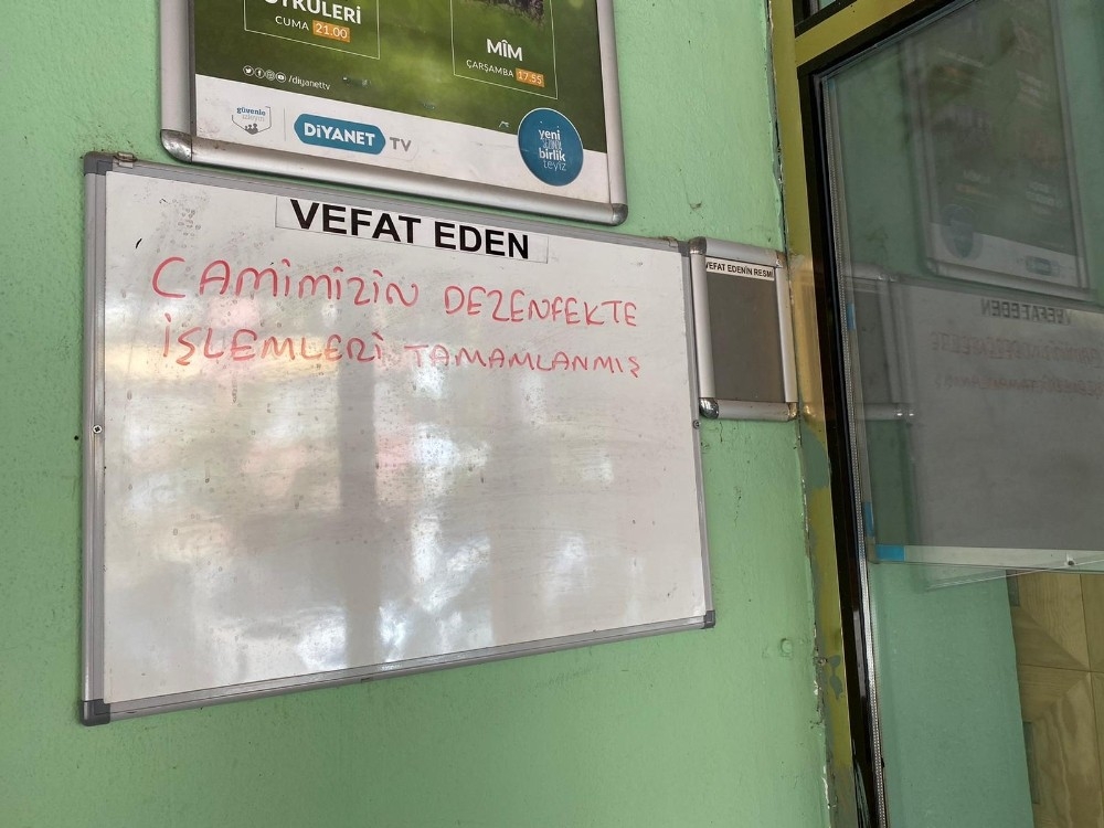 İmam Korona virüse yakalanınca cami 2 gün ibadete kapalı kaldı