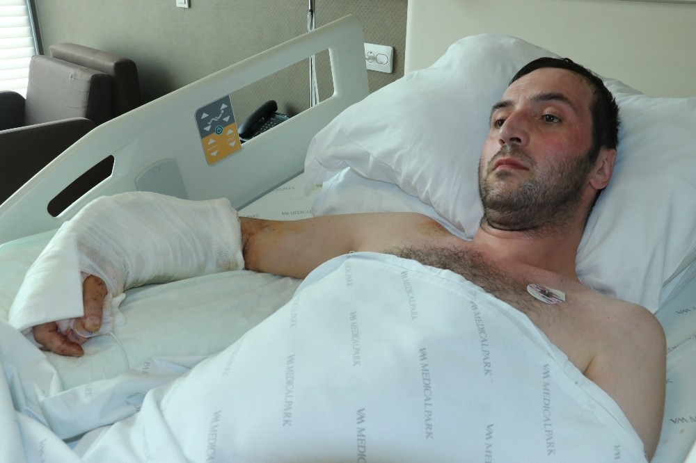 İş kazasında kopan kolu 12.5 saatte yerine dikildi