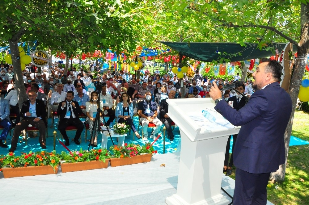 İYİ Parti Manisa'da Eryılmaz, güven tazeledi