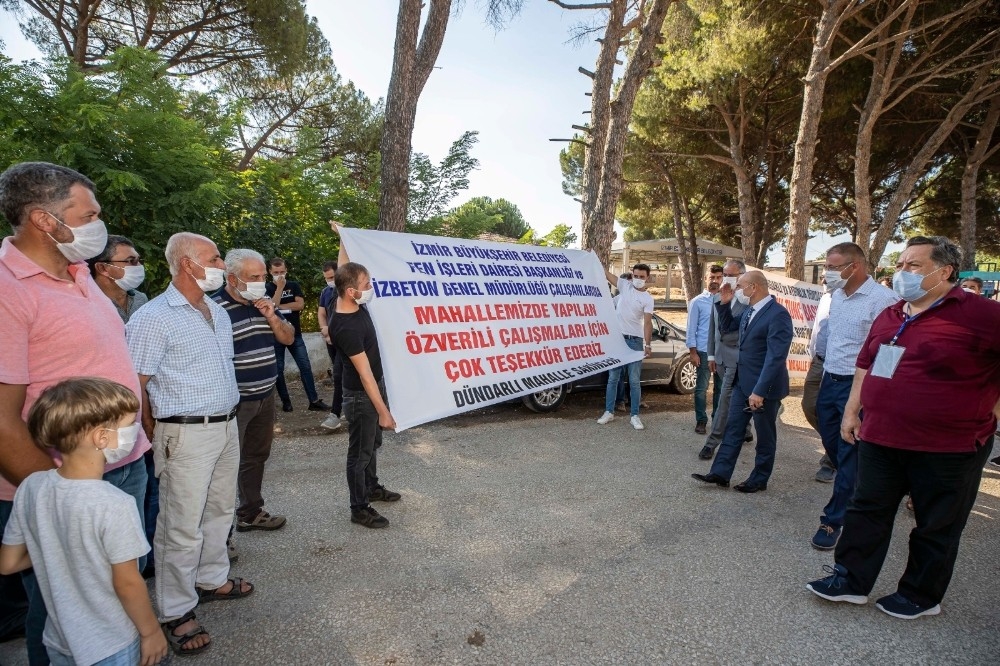 İzmir Büyükşehir Belediyesinden köylülere hijyen kiti ve gıda kolisi