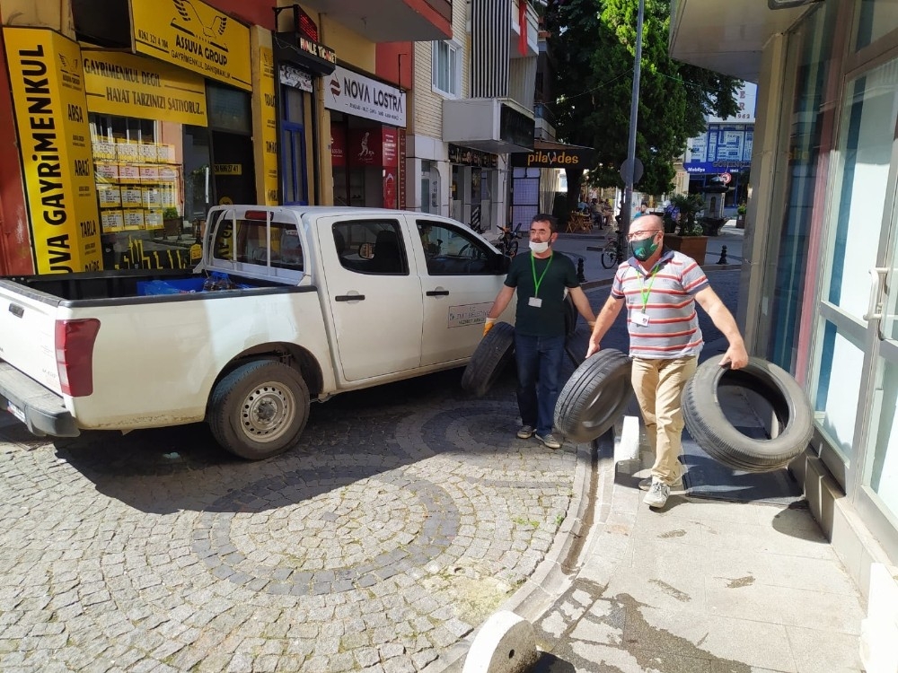 İzmit Belediyesi kentin geleceğini dönüştürüyor