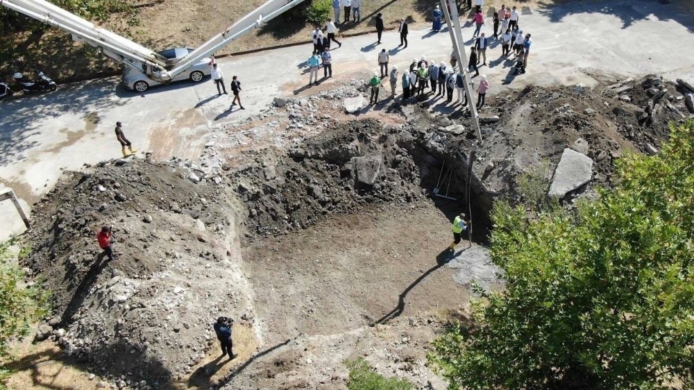Karesi'de Atatürk Evi'nin temeli atıldı