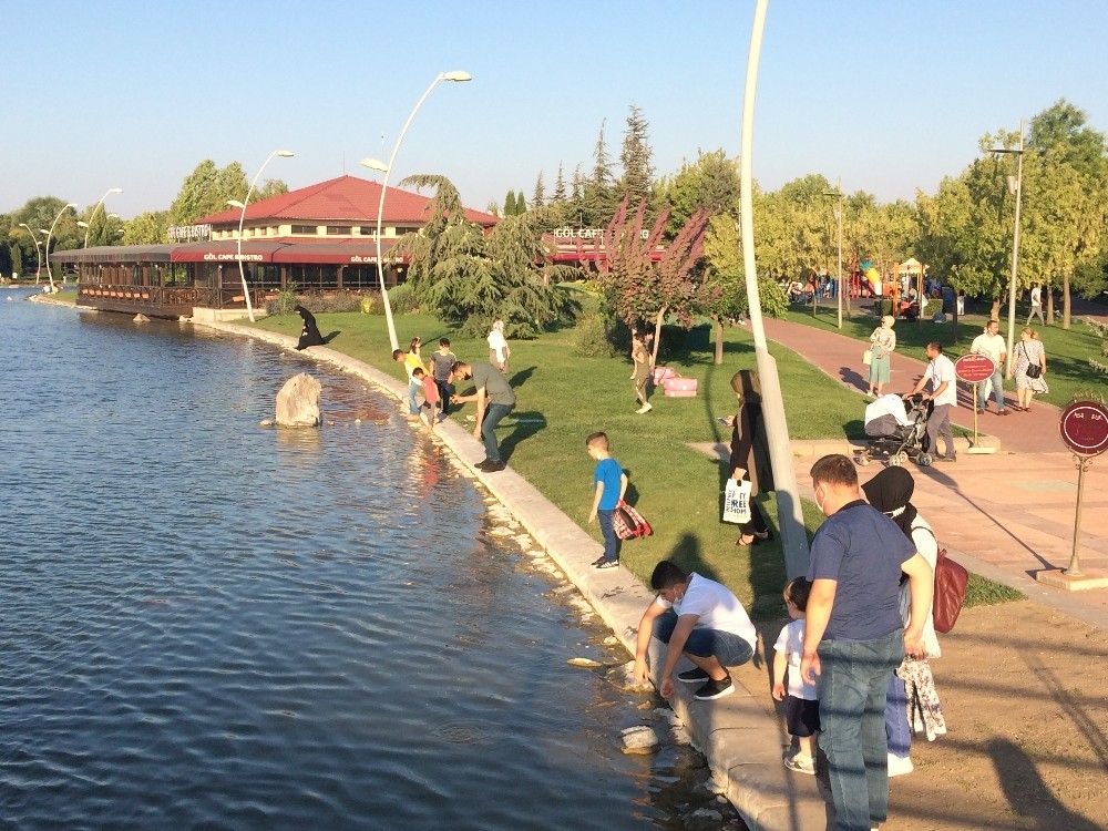 Kentpark'ta bayram yoğunluğu