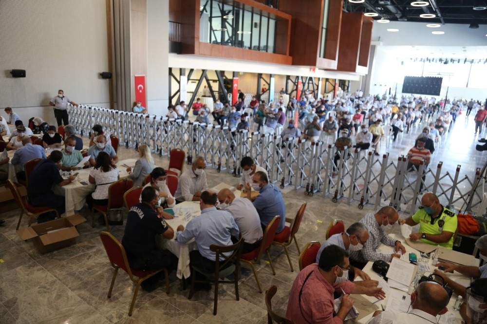 Kocaeli'de P plaka ihalesine yoğun katılım