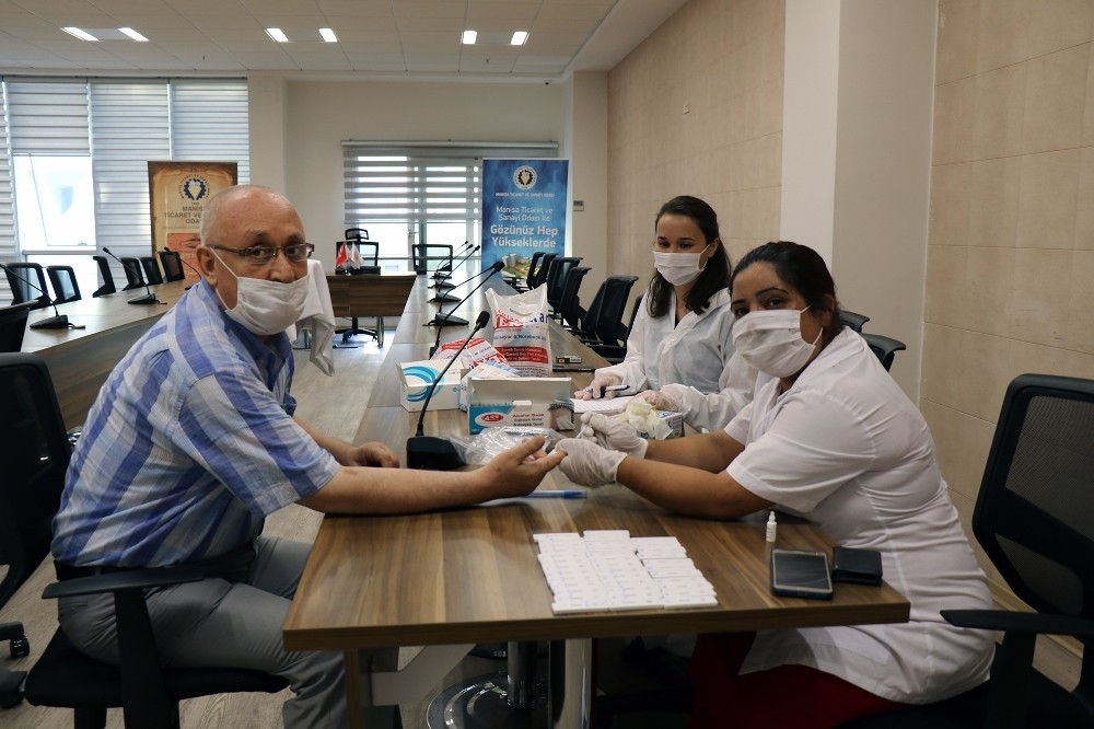 Manisa TSO üyelerine korona virüs testi