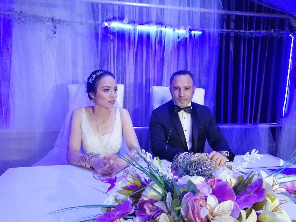 Millî Takım Antrenörü Niyazi Gülhan dünya evine girdi